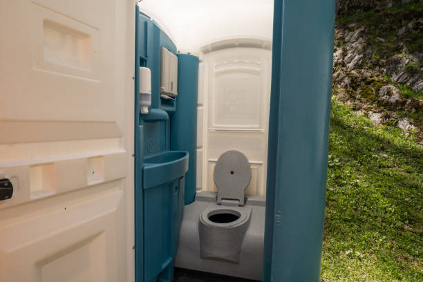 Best Porta potty rental near me  in Schererville, IN